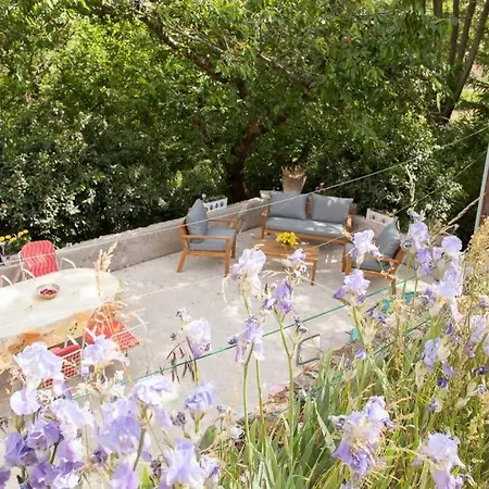 Surrounded By Mountains And Fresh Air Apartamento *